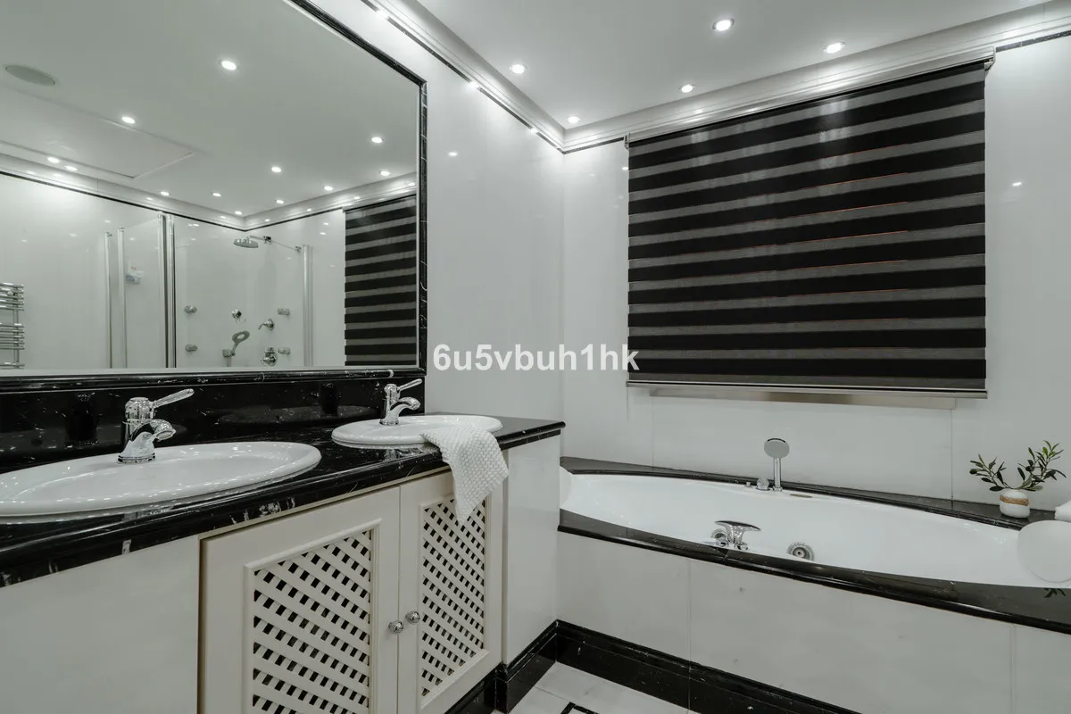 57b4be58-8301-4cca-9aef-eafb2b1444b9