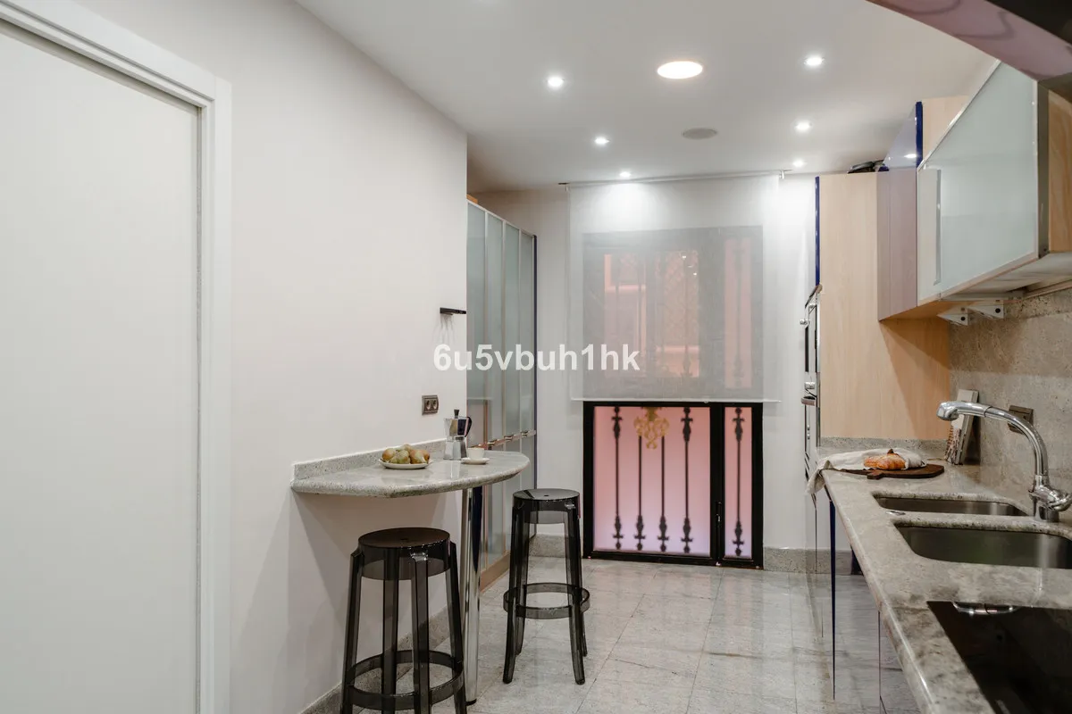 b6009593-559a-4ff9-9dcd-1d2e3517450f