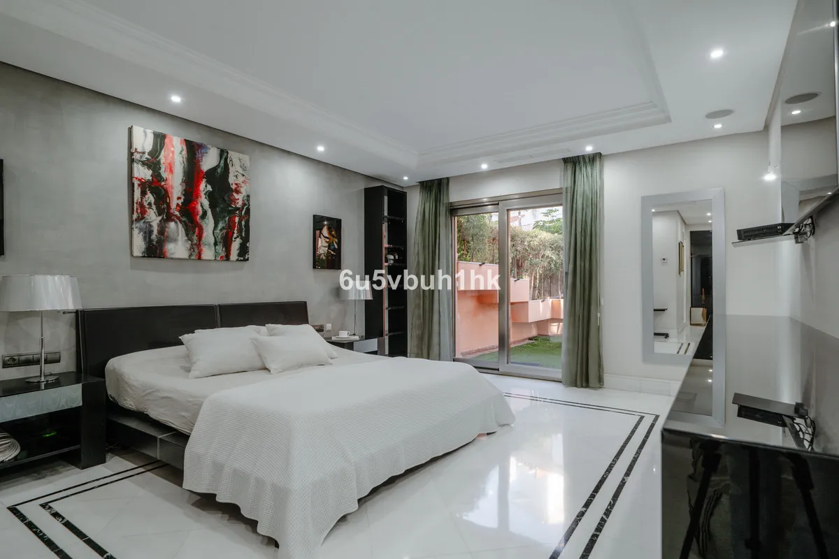 c4c5514e-60fd-49f2-a5d3-146a61c93a61