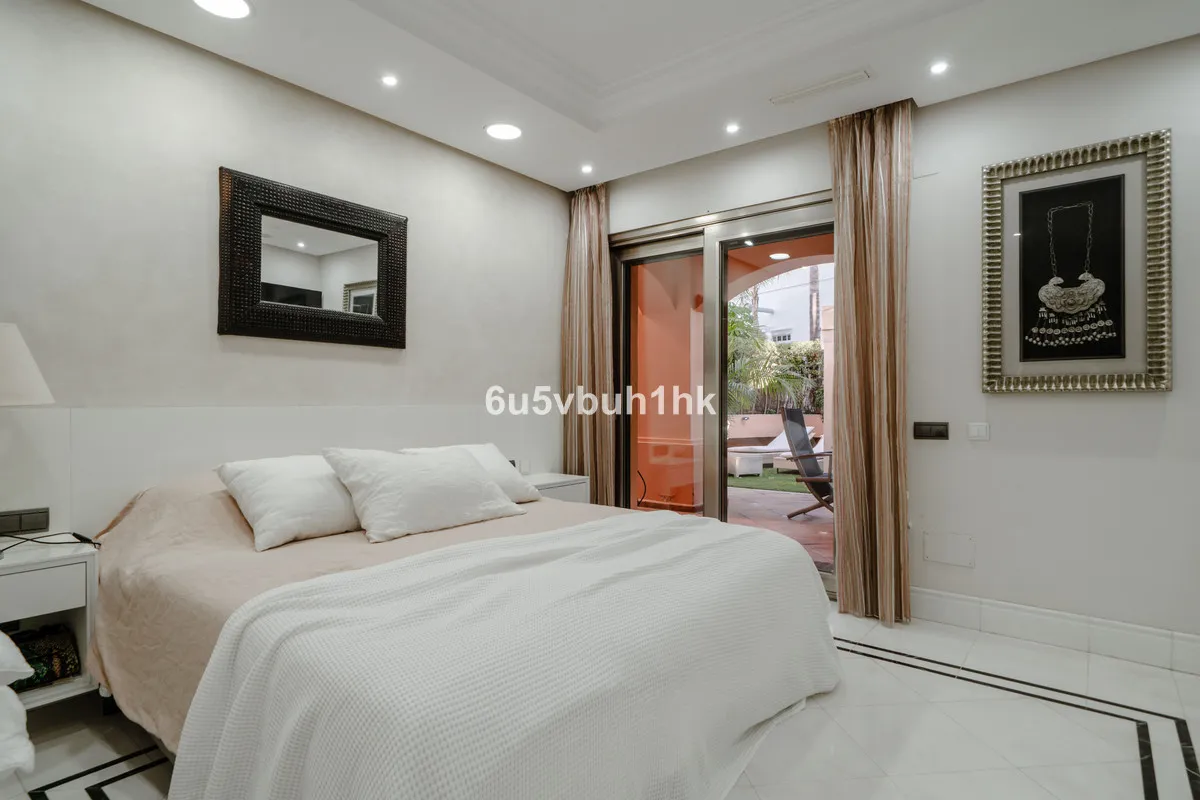 d1a45d37-6799-48a1-b186-a4b10d3ac76d