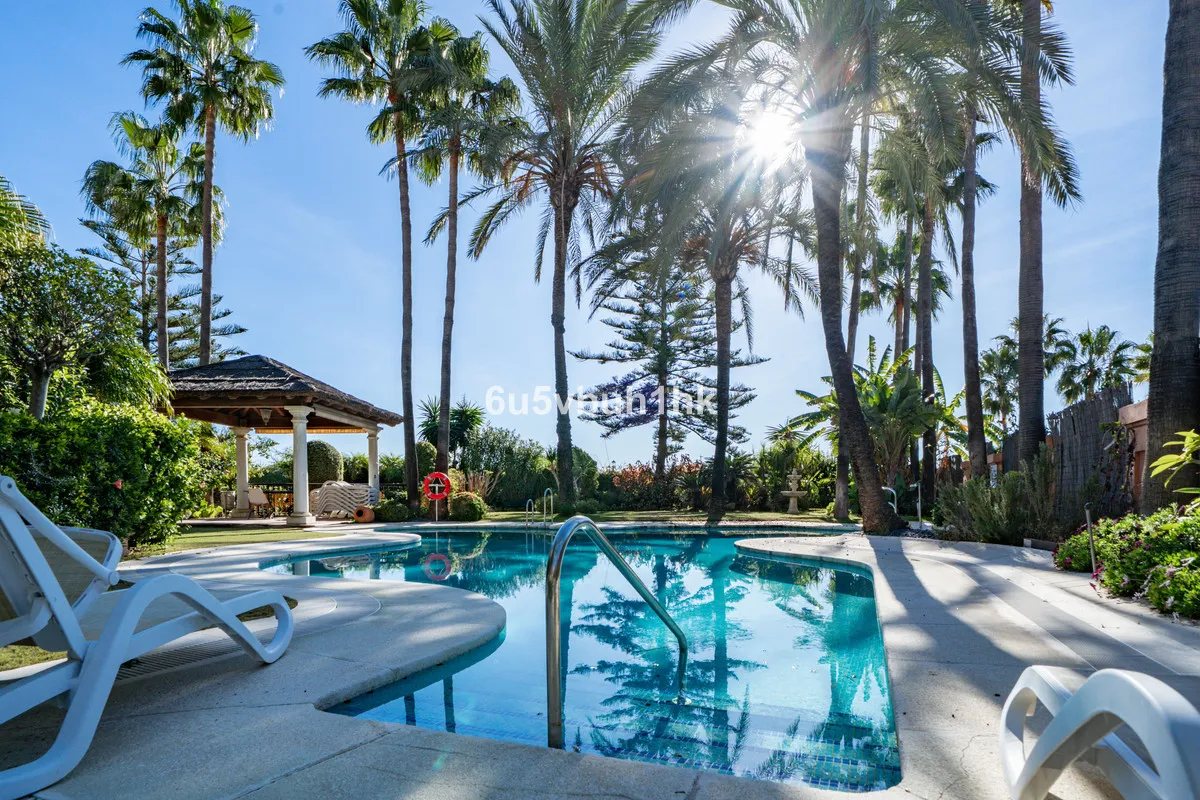 f6f67af0-9b68-4016-be60-7430a3654cc1