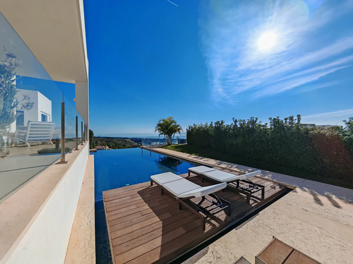 3f8f67a2-56d7-4450-945d-febe45cea7d5