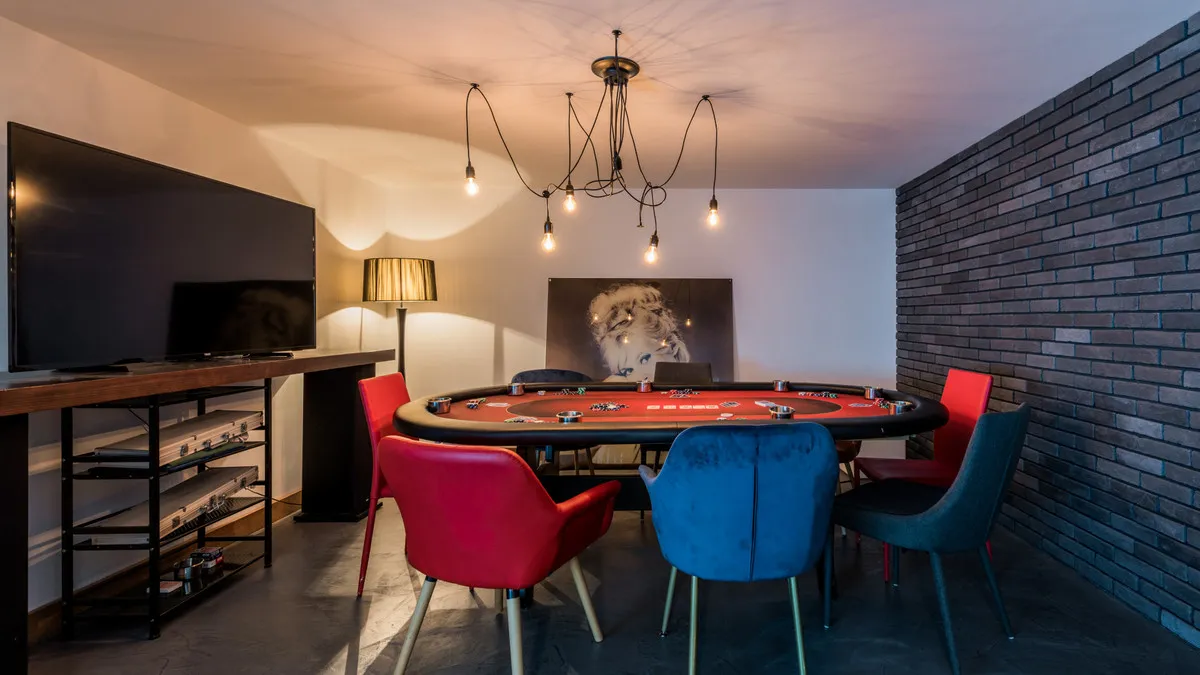 c68a3dfa-8a54-4ab6-ad88-34cf92b0cf0f