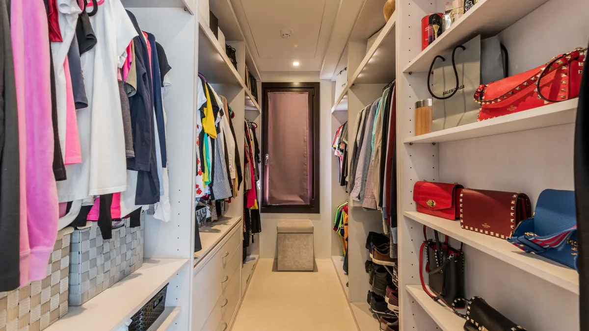 d2c260e2-0d59-4ea3-93a9-acc06db182ff