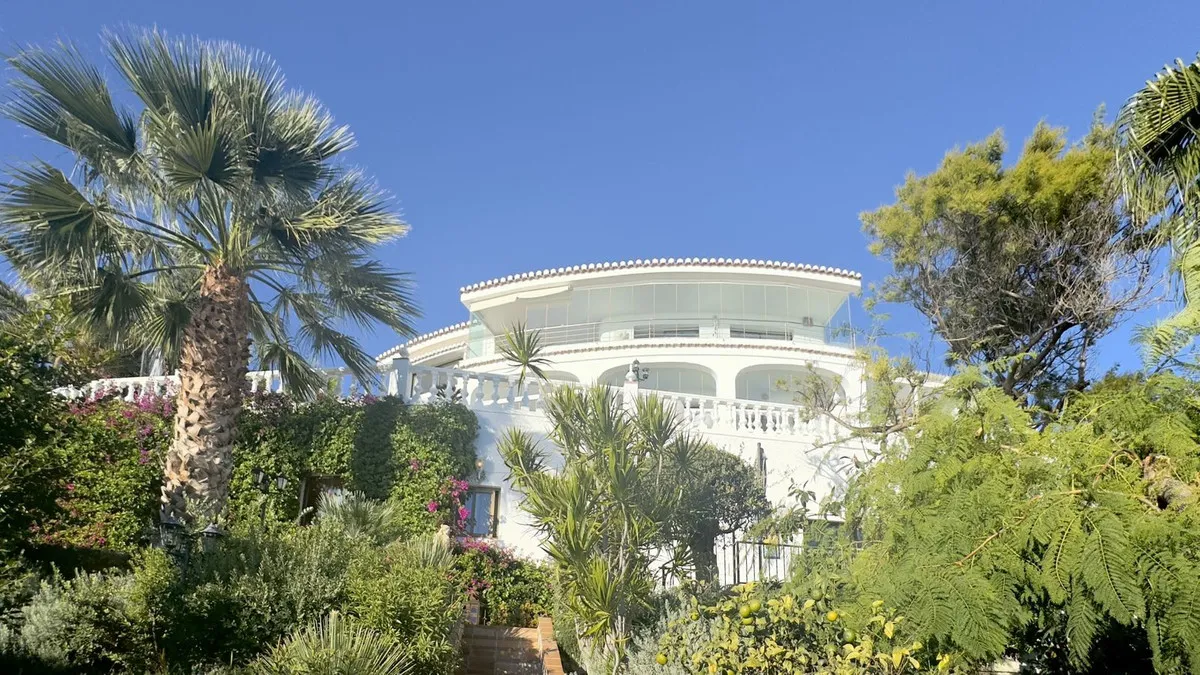Mediterranean Sea View Luxury Villa in Benalmádena