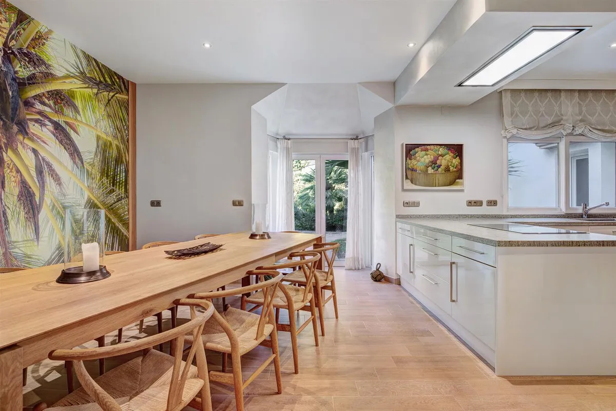 4e705307-608f-4ca3-be59-7c7729a5744f