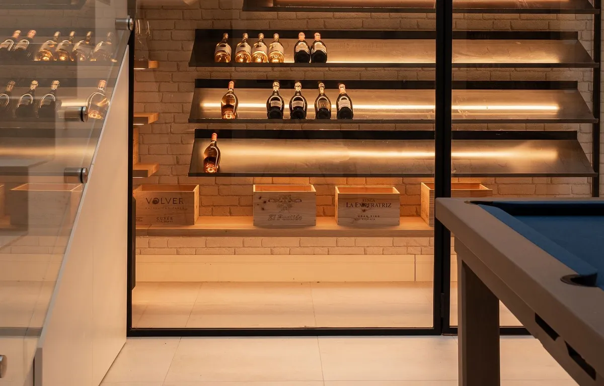 646bc171-d14d-4f7f-95a9-f0c61151e6e9