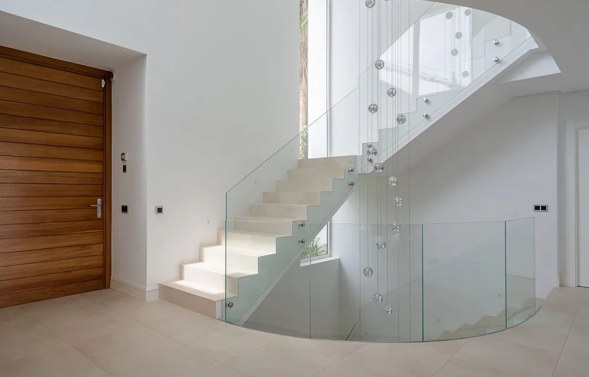 90dd05d2-4c75-4be9-8abc-48279a52c88c