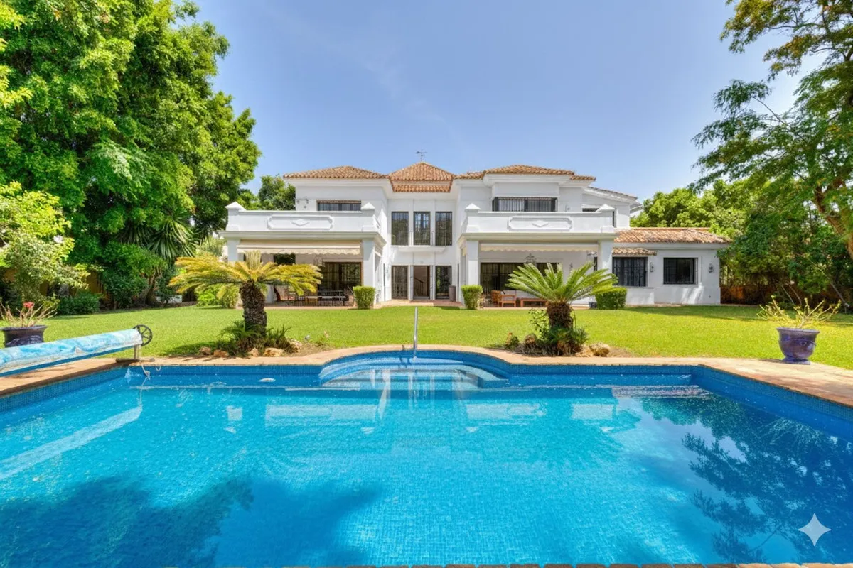 Andalusian Elegance: Casasola Villa Retreat