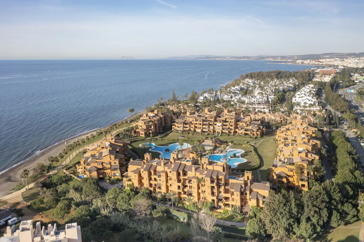 1975e4c2-ee78-4f8f-99cf-7f06367eecd1