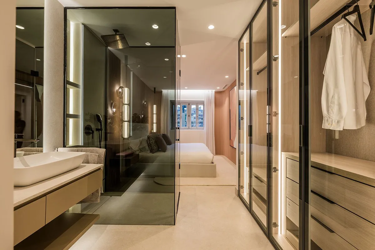 f289292b-af33-4d45-9b09-c8e23f7b59b2