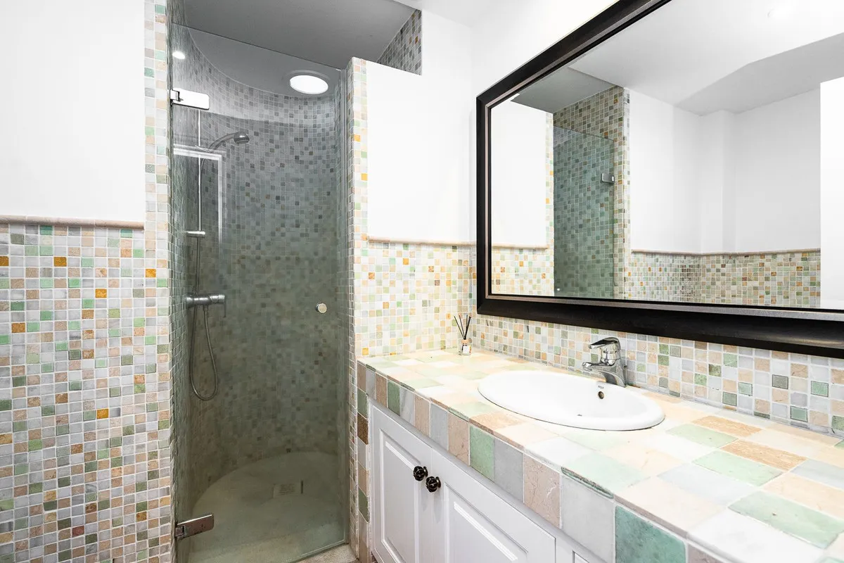 1d2a223e-91f1-408c-b15a-2523711aa5d6