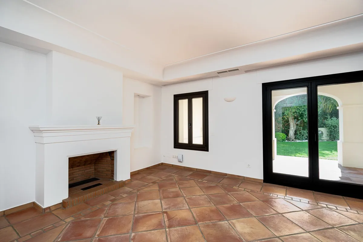 bda5e18b-bf25-47ec-bac9-f64d5f6db1b5