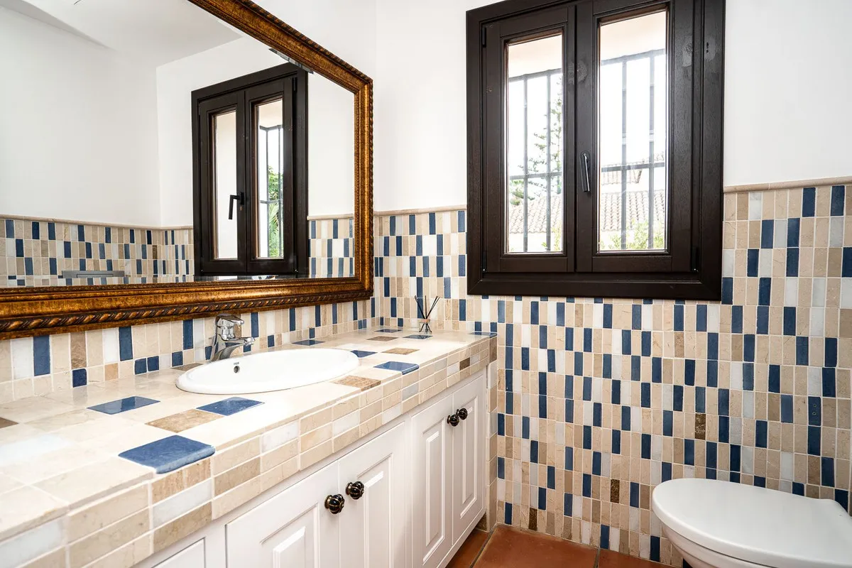 e65d1121-abfc-473c-83f6-d937c08a6617