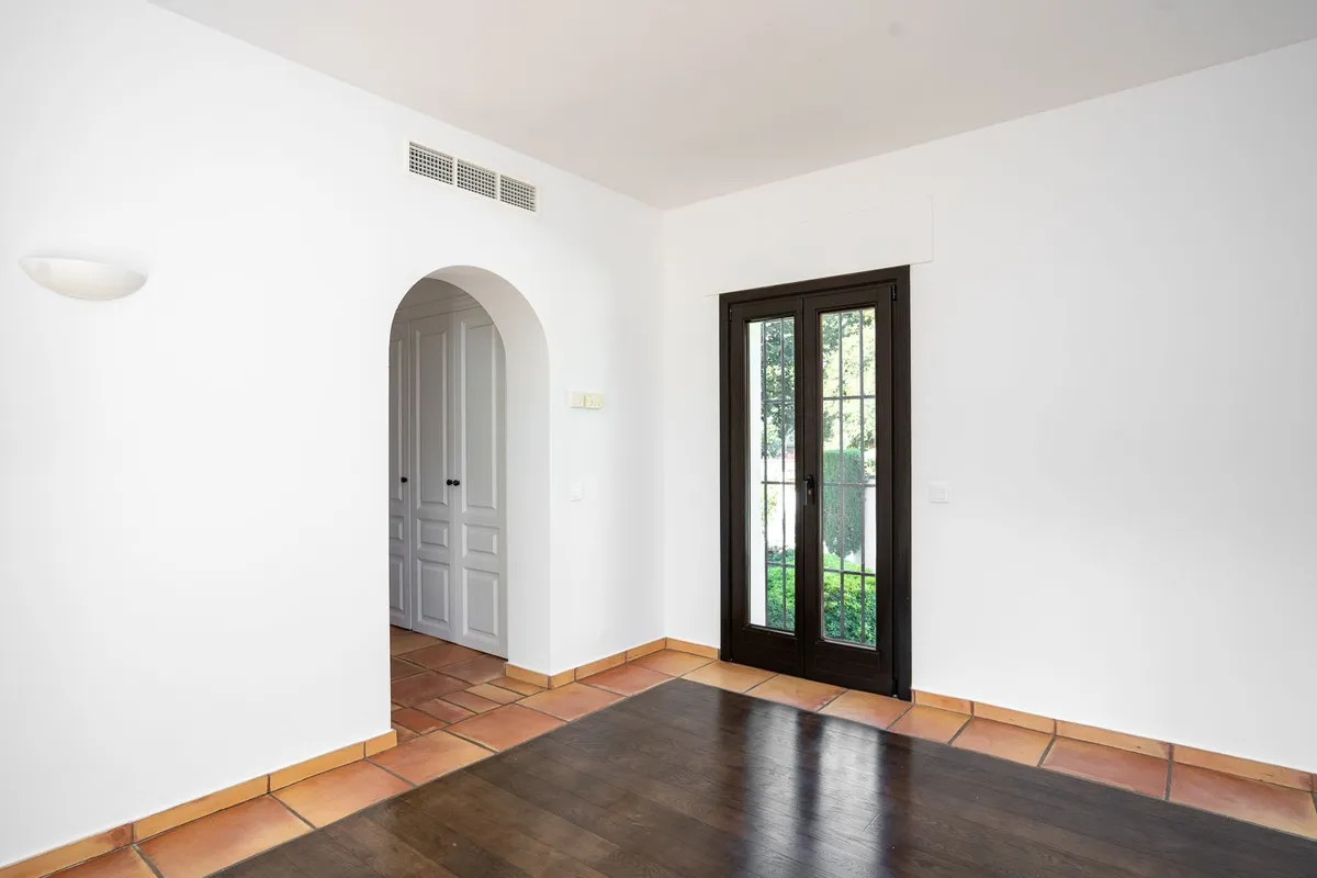 ff1935a4-0a9c-484f-941b-f2e288b1aec6