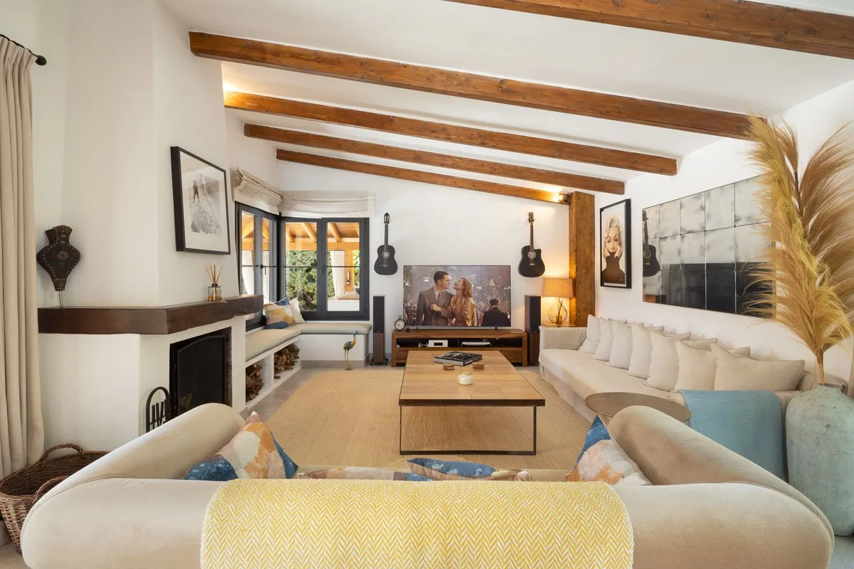 028a132f-3977-4413-9570-0a8d4d4e27cc