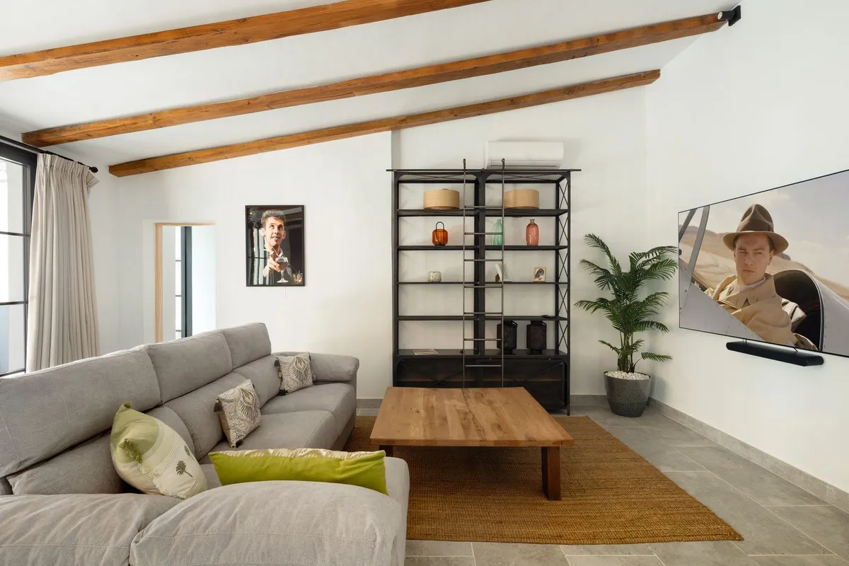 65c9c0da-21b1-46a7-9569-33e308ed69f6