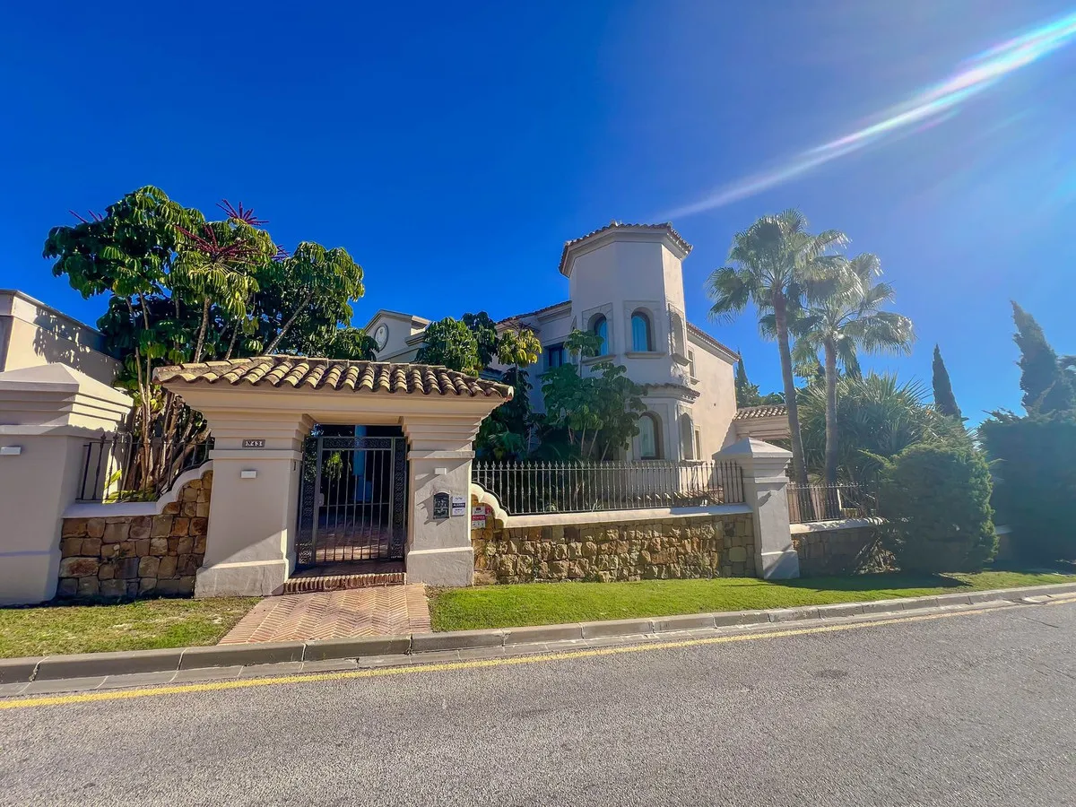 2dd7fb11-6861-4154-a952-d192a3e140f9