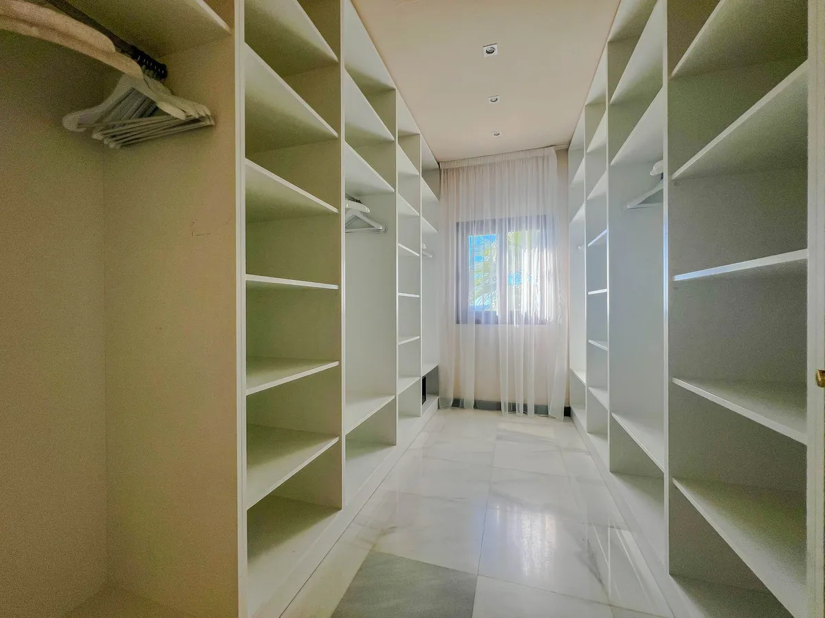 43576c23-cfdb-4aee-b63e-b329cfc64d2d