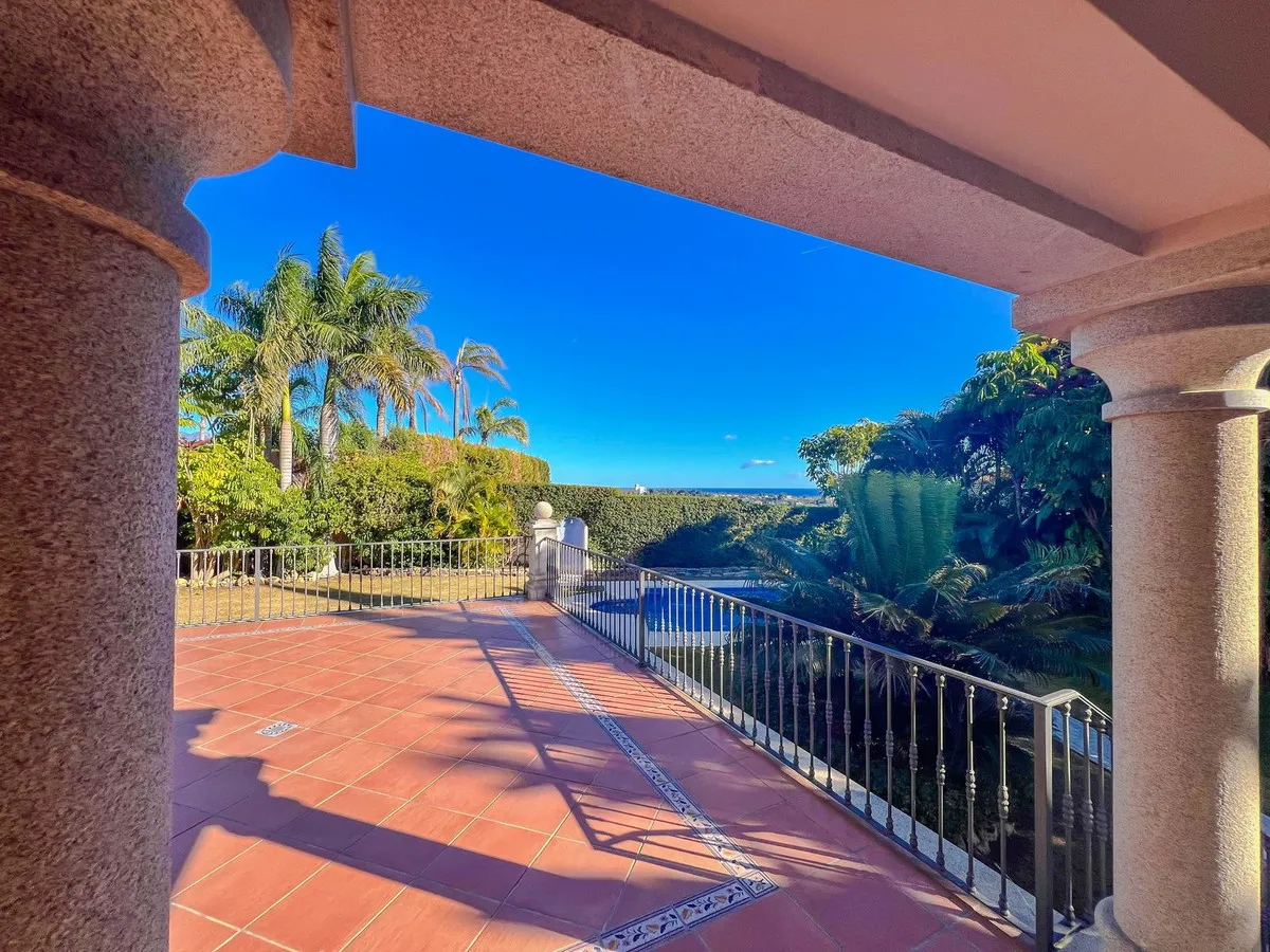 abc3a0b4-c1aa-48c1-b45e-a072e9446853