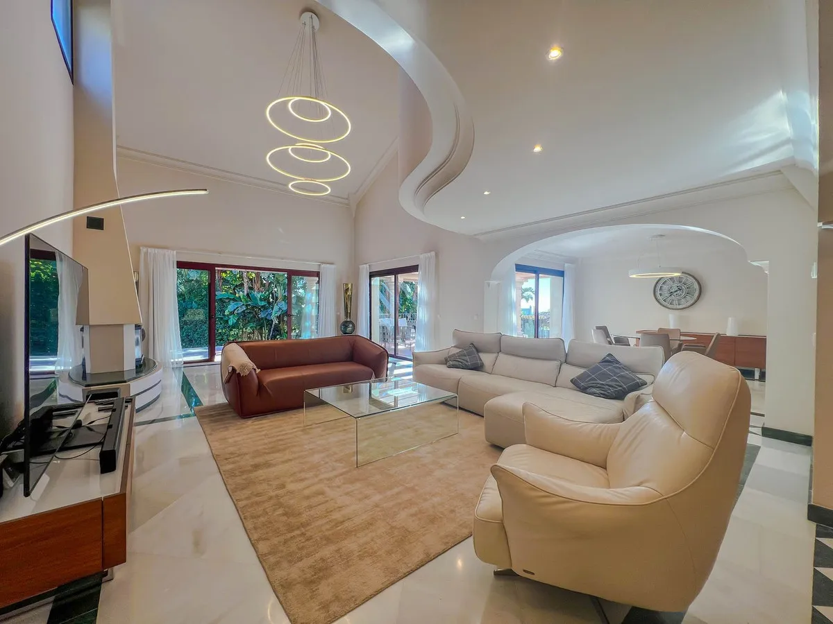 d658e0ab-55e9-40ee-bc49-284252fc00fa