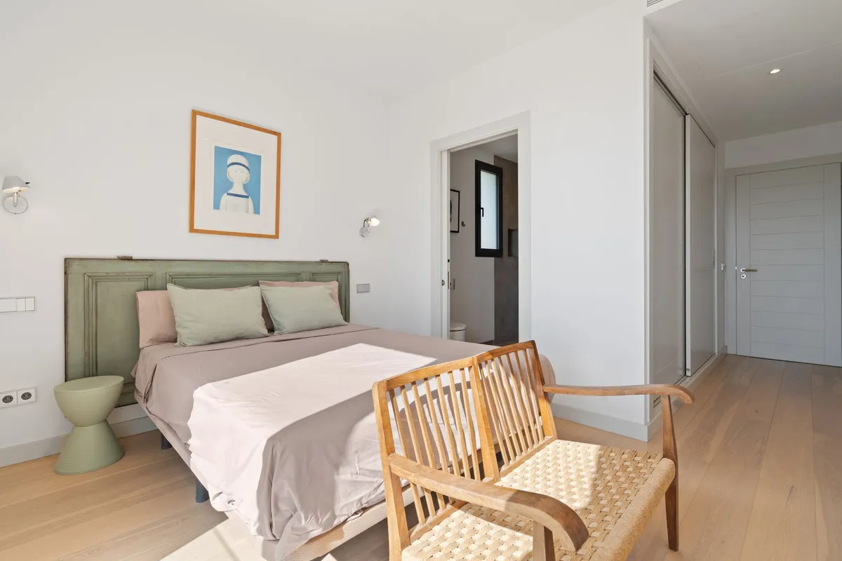 4804ce90-55fb-4577-93a1-e08b0b959c1f