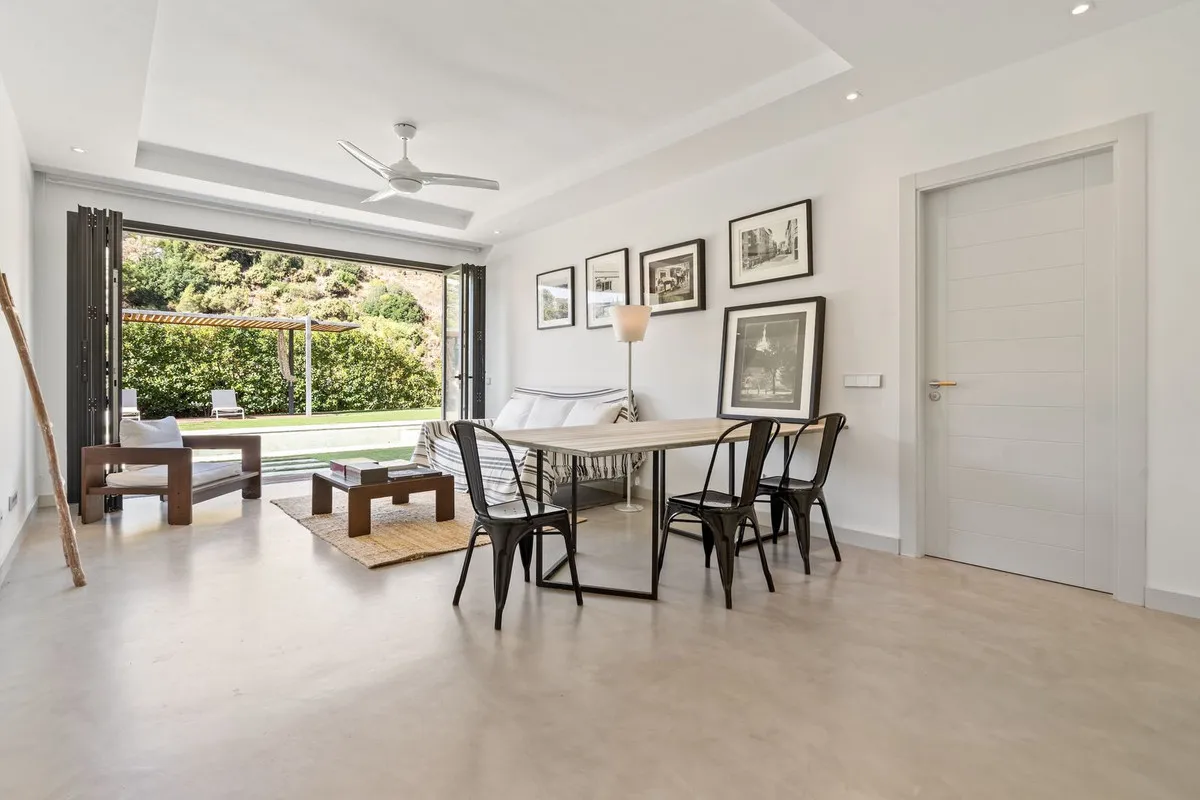 7c709a5d-61cb-4388-8de0-1ce17755971c