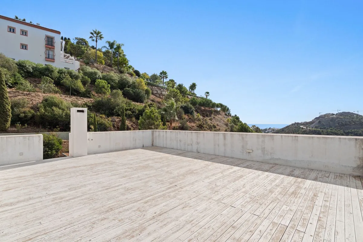 cc04bfa7-335a-455f-b0f4-cce20da3415b