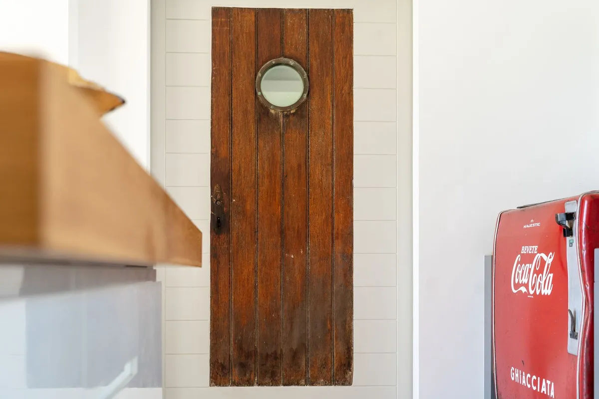 dd6b4ddf-b1da-4bb6-a4a2-069cfe092489