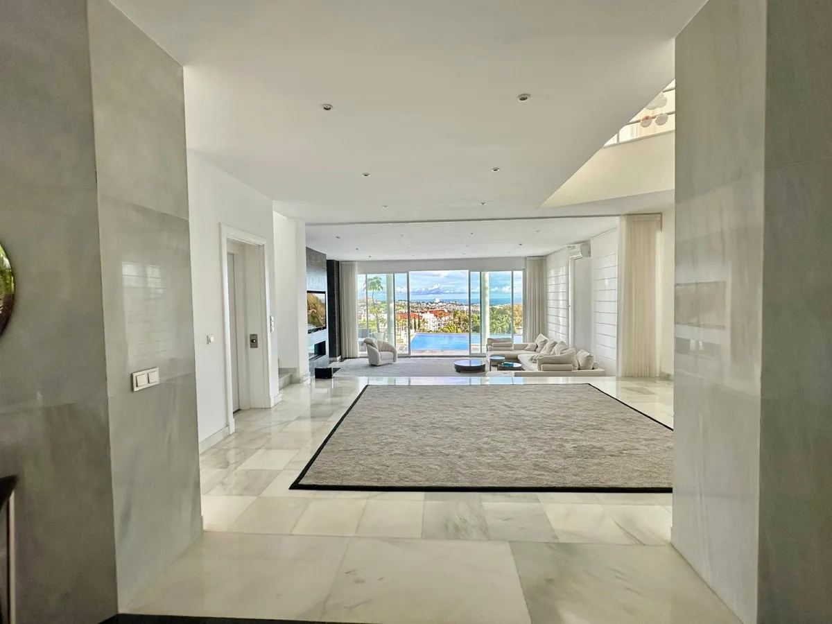 55f1ef92-17b7-43c9-a353-b103abd94507