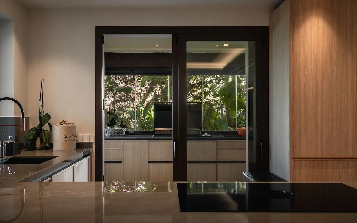 cc93f6aa-738b-4b28-a10f-094ee0b34c14