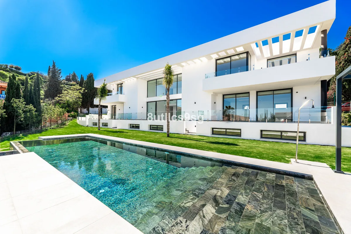Luxury Villa in Paraiso Alto, Benahavis
