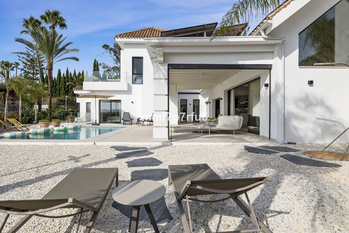 10bc2cfb-b504-431c-9e25-c5f213652528