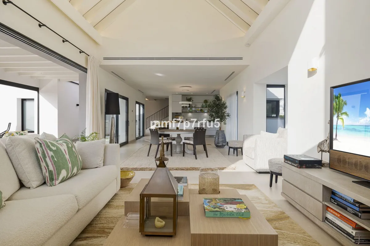 5f1ef49b-4733-4600-a684-7ea7483a38c9