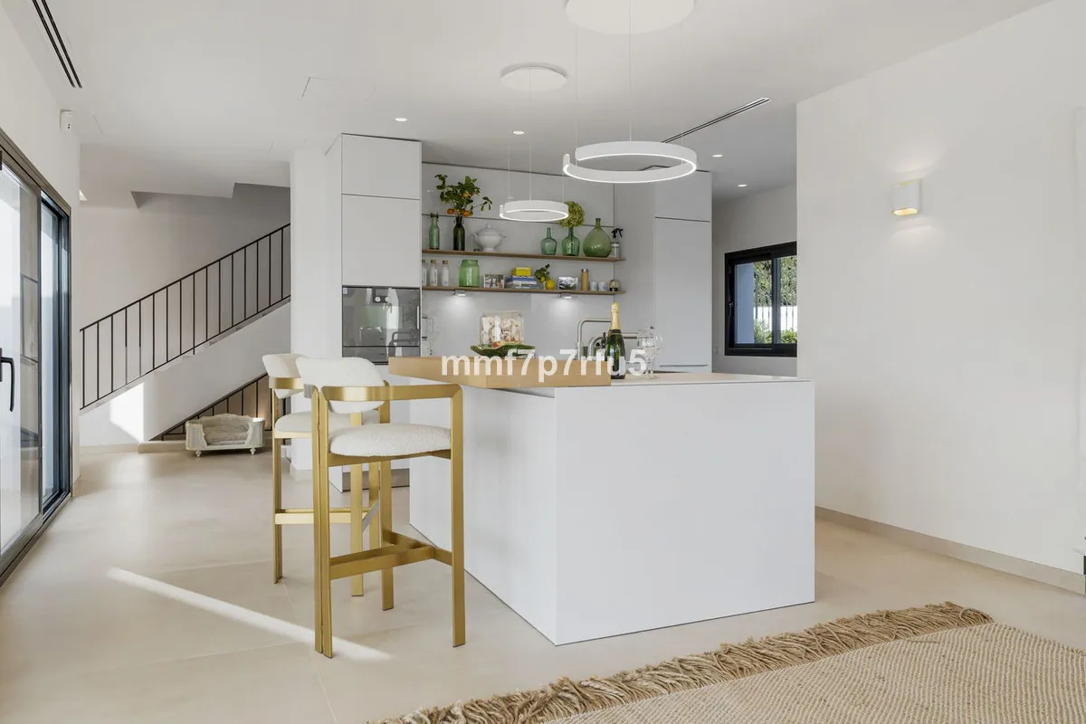 b44ac897-45da-4b4b-bc2a-0d01f15e0f05