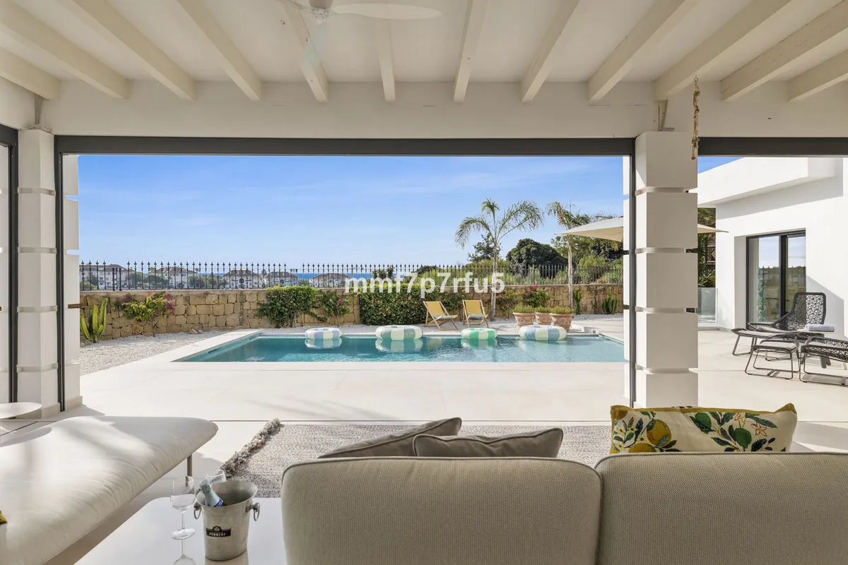 f2b9dda5-22a7-4924-8440-6e4fa664ef25