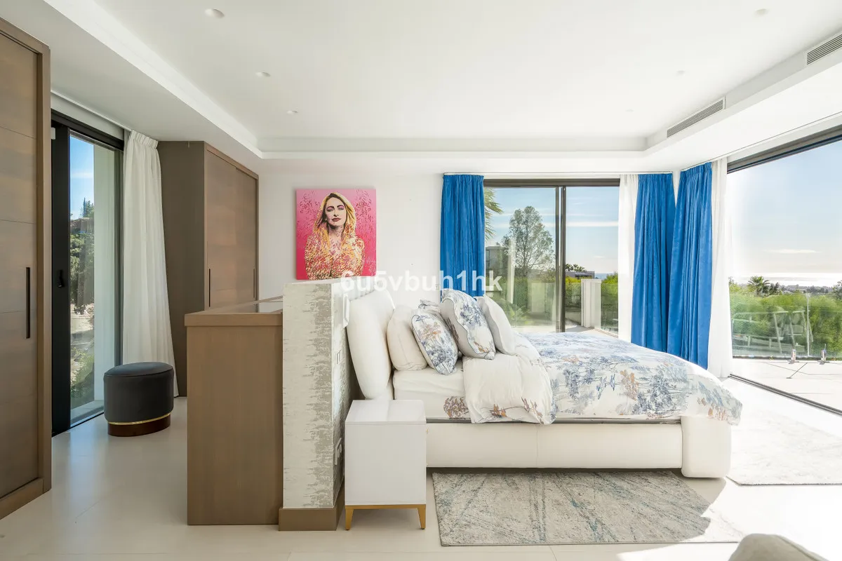 082e1021-16eb-4d18-83d8-33170c084365