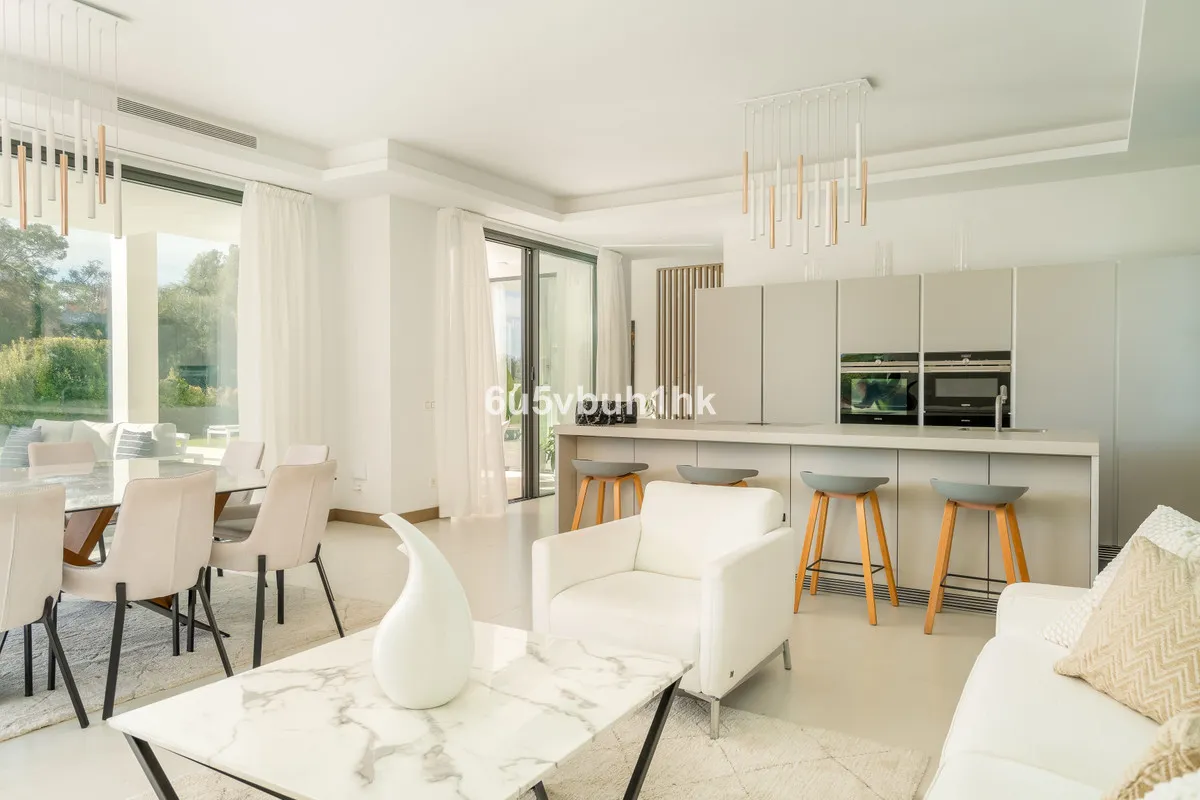 9212b73f-40ff-4764-9df1-9eac810a76d7