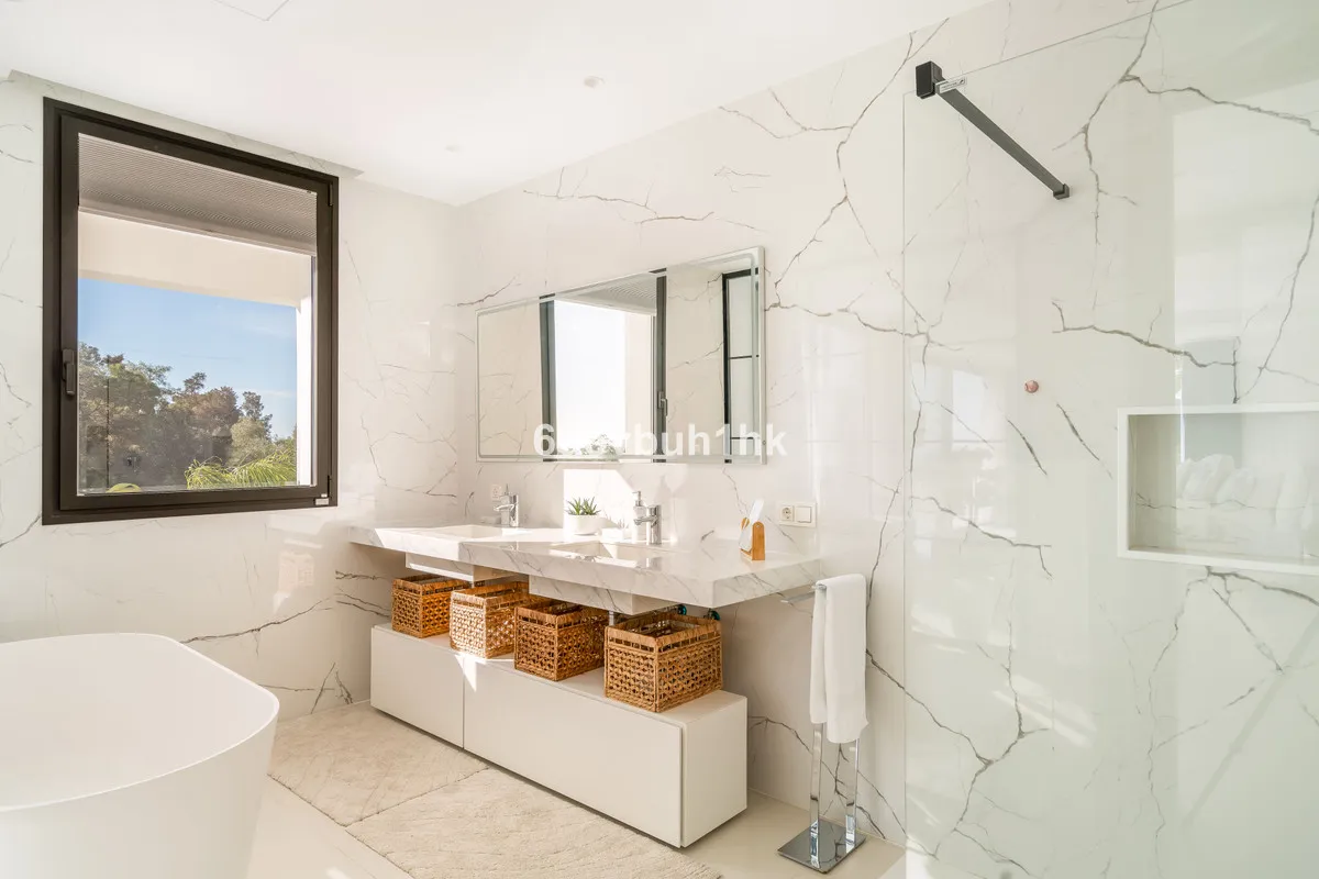 eb50fd9a-0c5f-4289-8ced-898669e844d6