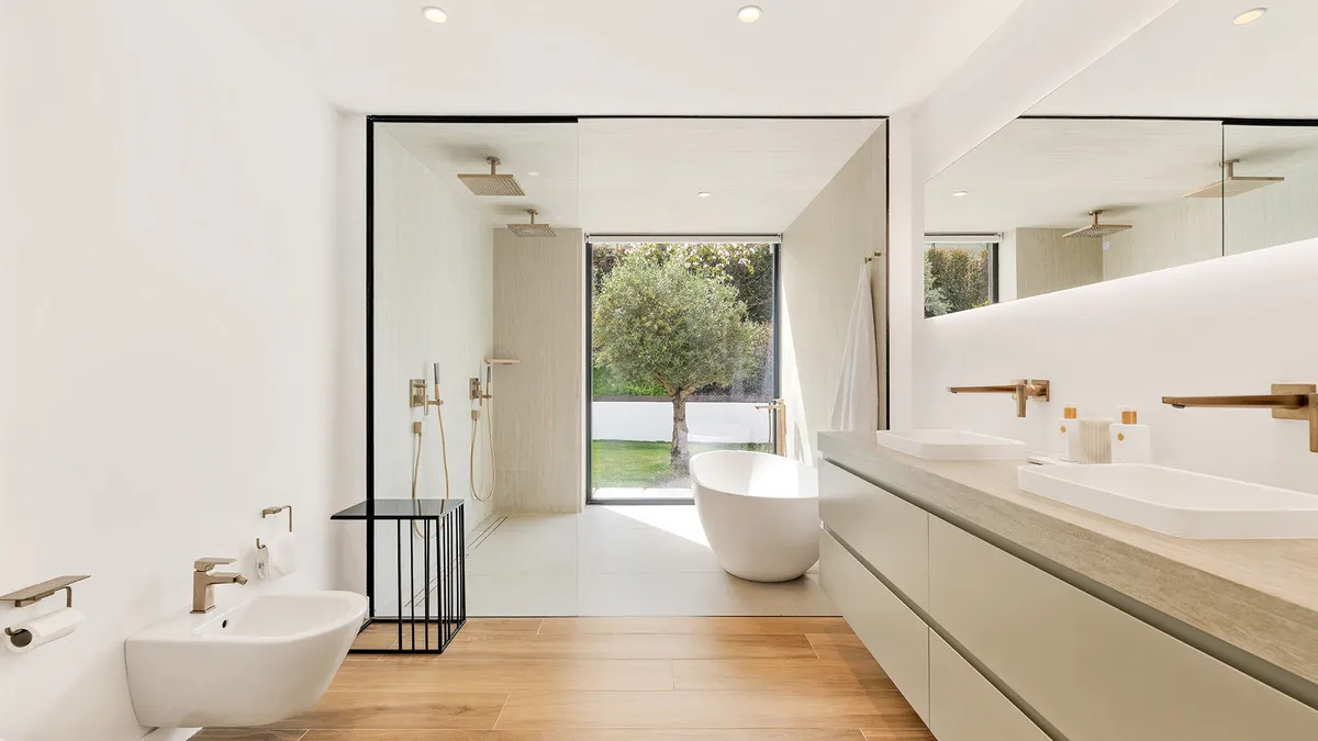 1736f4c3-82c8-43f6-a098-0aaecebf6780