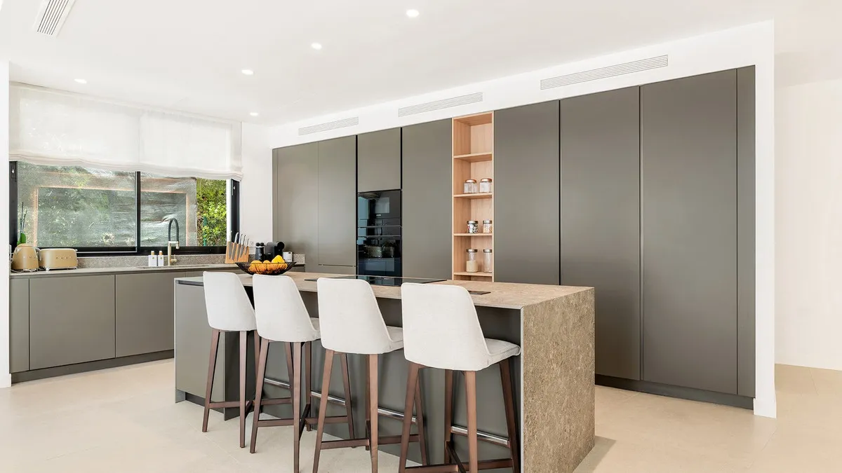 4bcee19d-1988-4636-b573-6842fbc4c0db