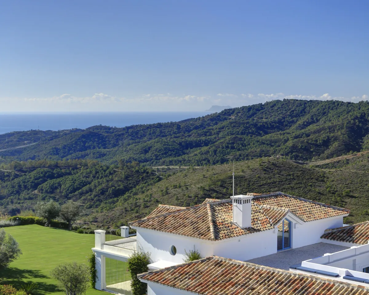 8f9a245c-166b-455f-b218-2137a02b5b1c