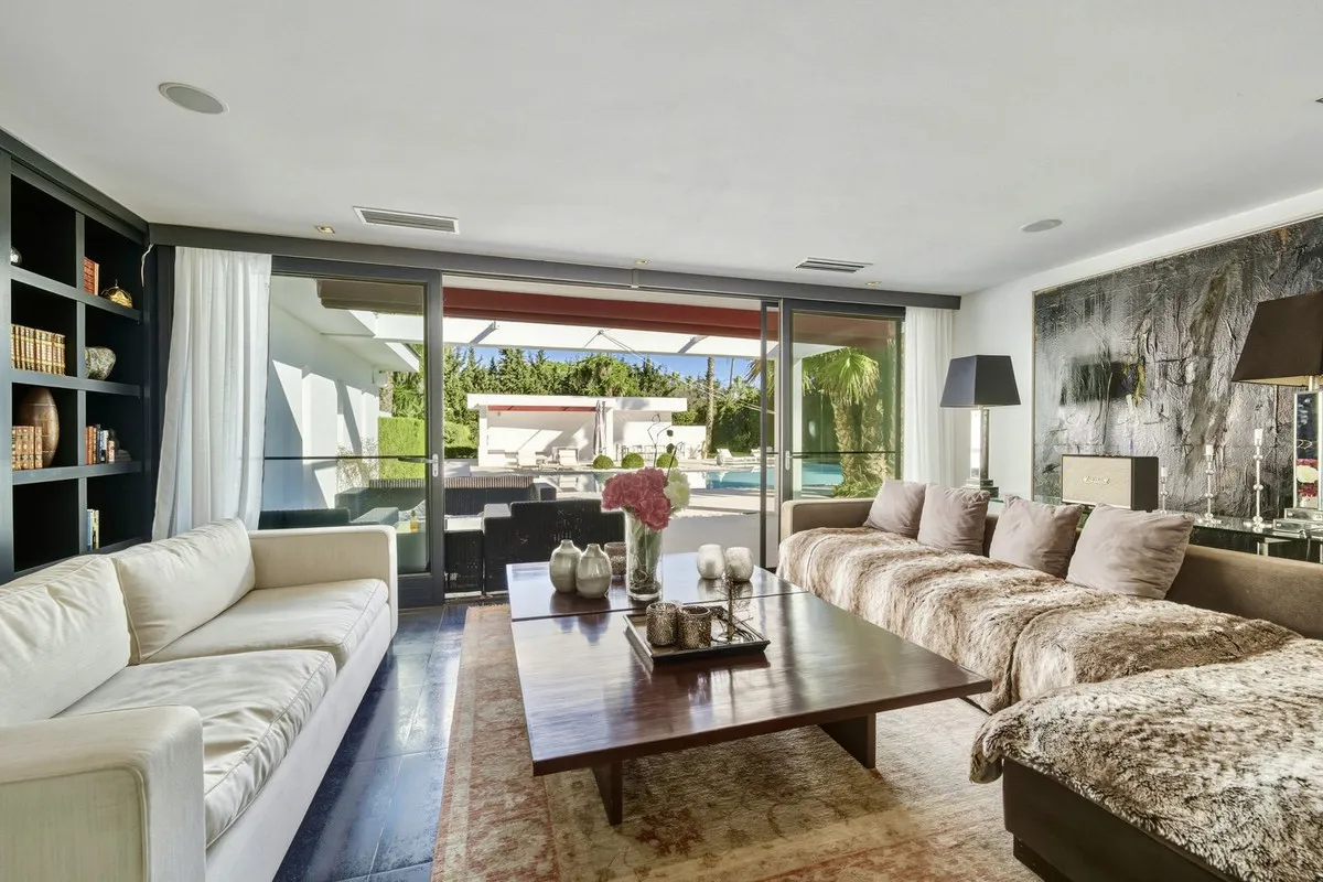 Ultra-Modern Beachside Villa in Marbella