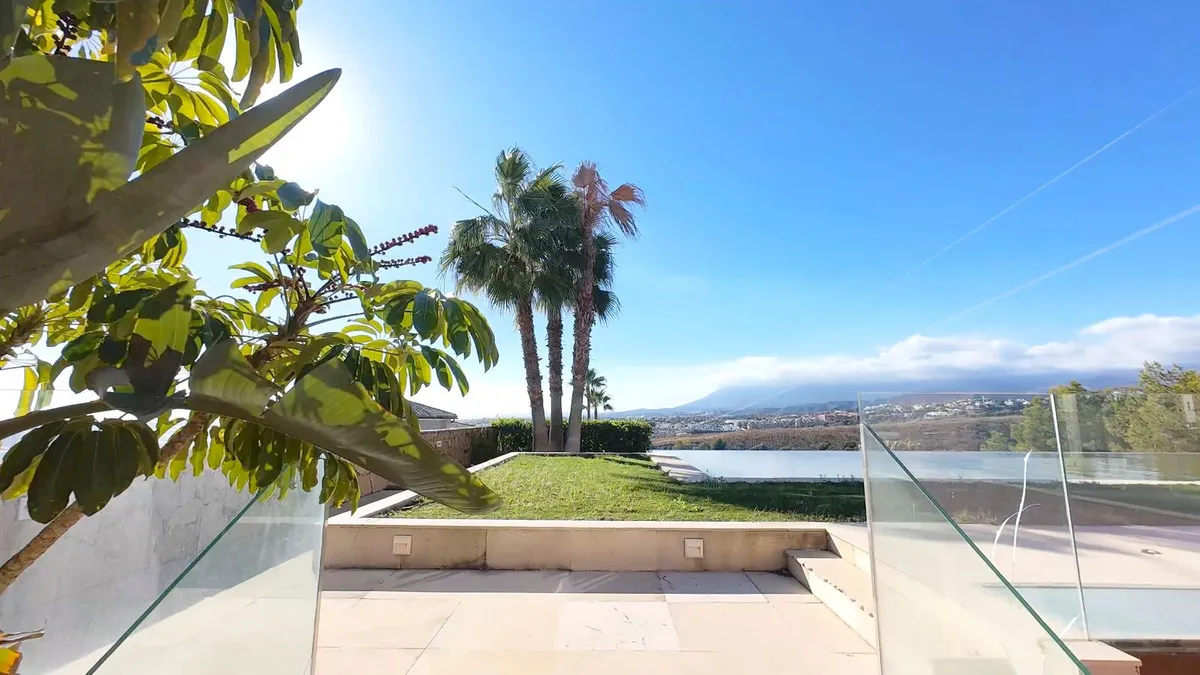 El Paraiso Andalusian Villa with Panoramic Views