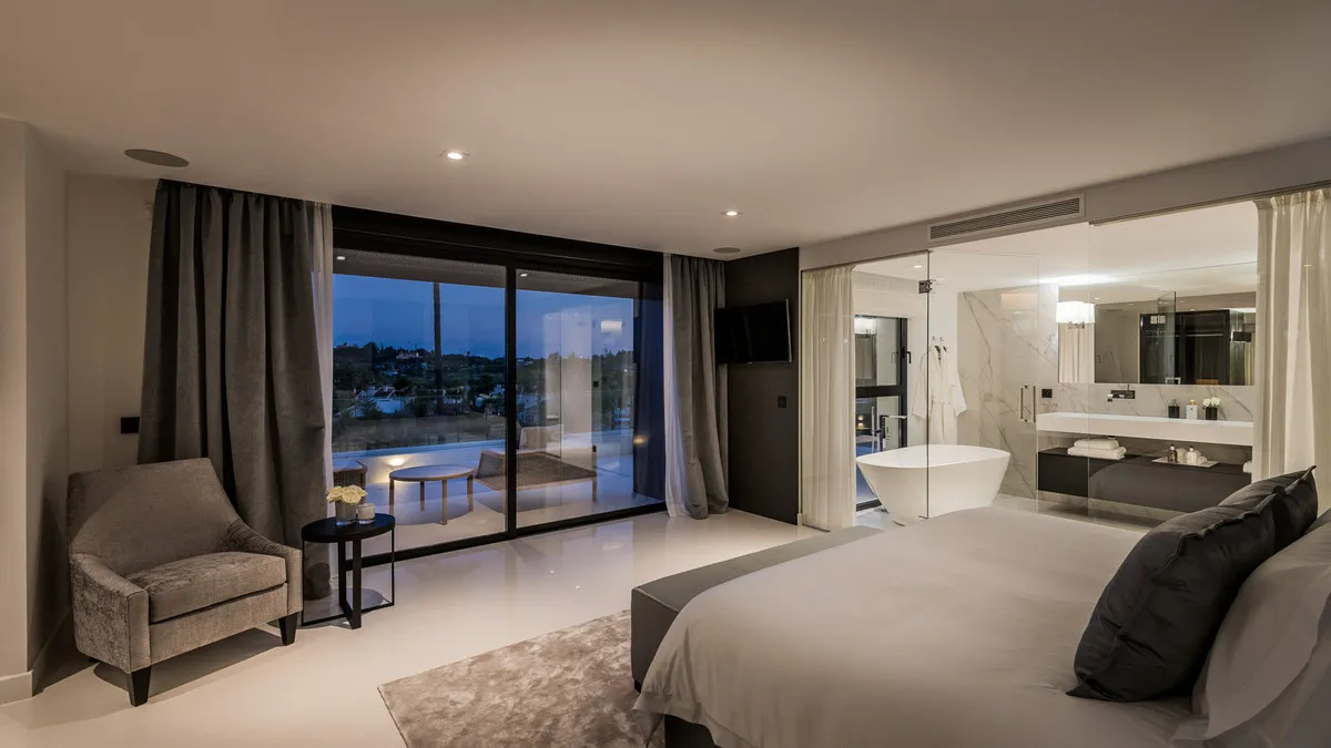 9d67daa0-0342-4740-9bca-0adfe398fdbf