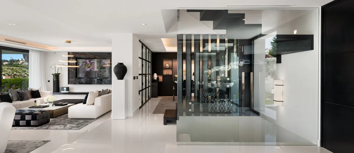 c70f9527-7cfb-4dd8-a026-5d637b8b5454