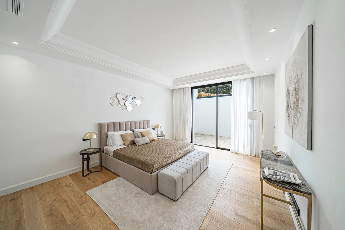 ae9e7357-2759-4bd8-82e2-80ef86b2252d