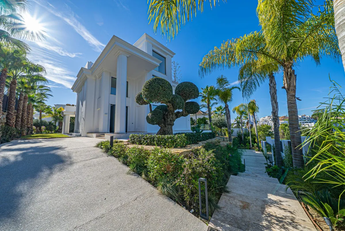 c9fe4541-7a73-482b-864a-b175960ee9e1