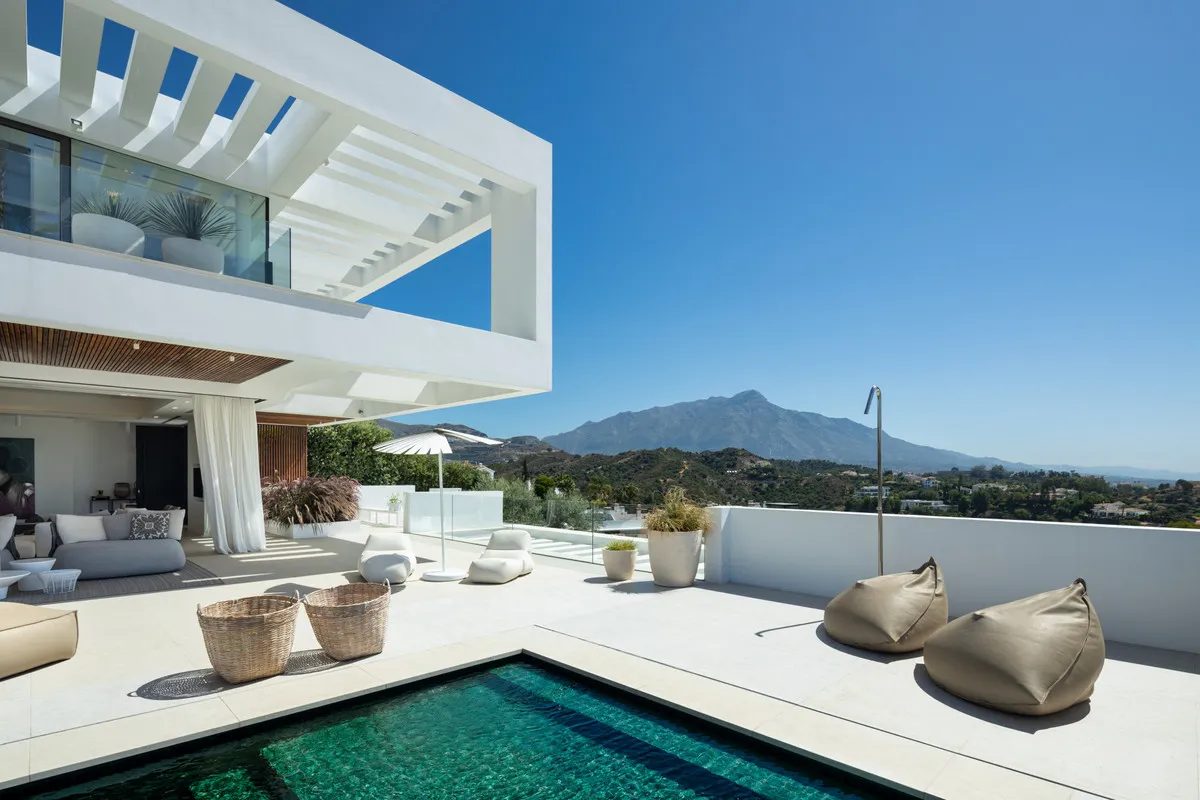 La Quinta Luxury Villa with Mountain & Sea Views