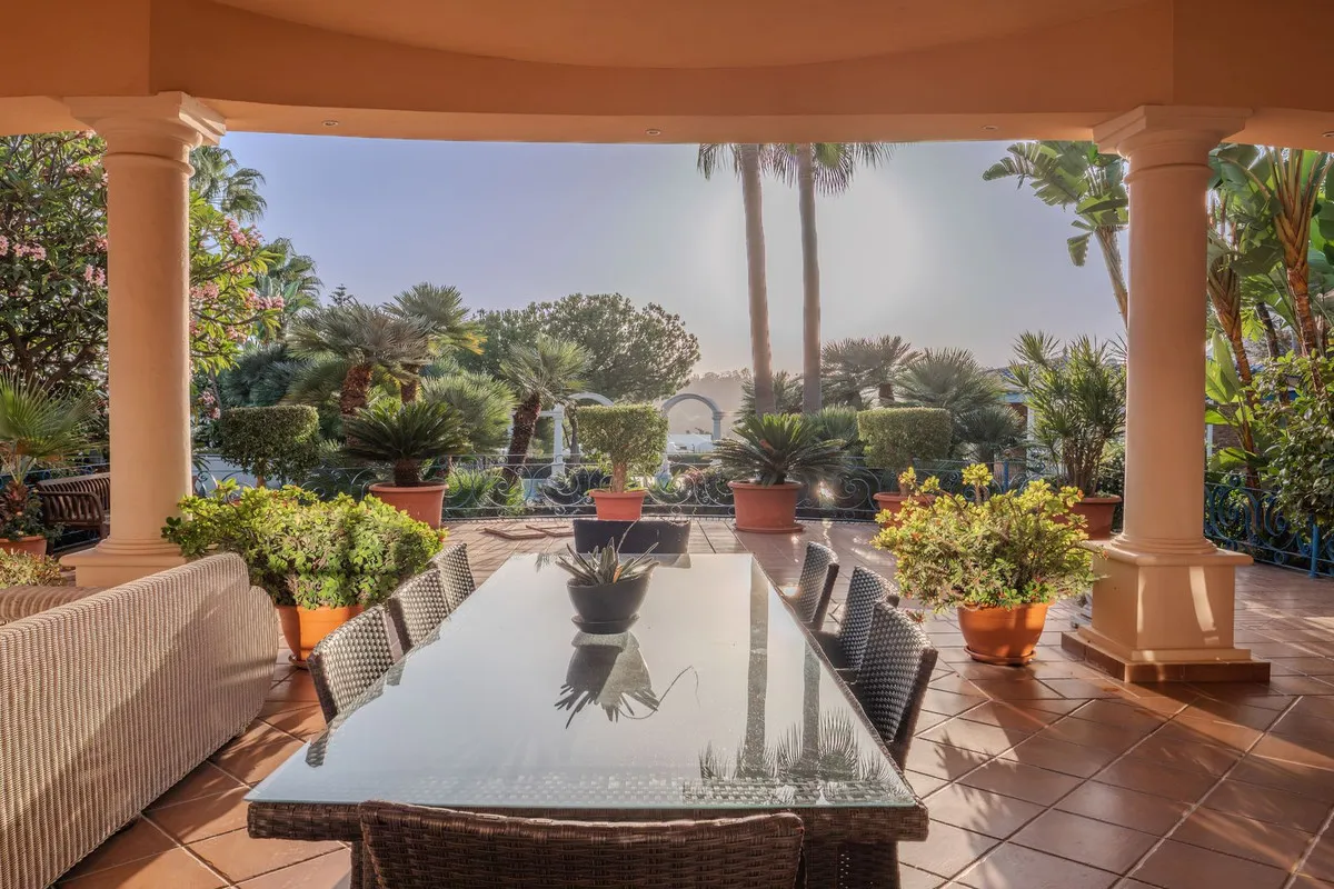 1080e794-877c-48f4-a746-52f6df20d94c